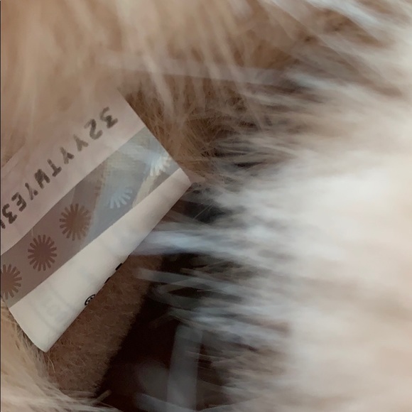 New ugg amary faux fur slipper bootie - Picture 6 of 7